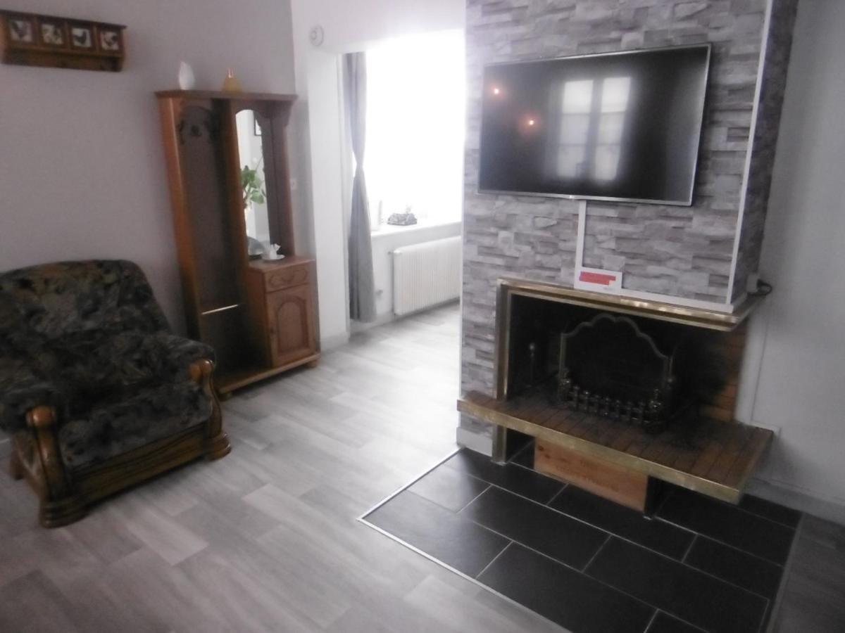 Studio Au Pied De La Cathedrale Notre Dame Boulogne-sur-Mer Exteriör bild